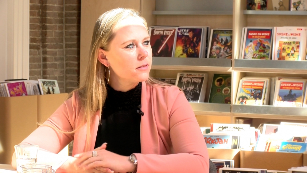 Nieuwe Schiedammer Iris van 't Hof stelt zich voor