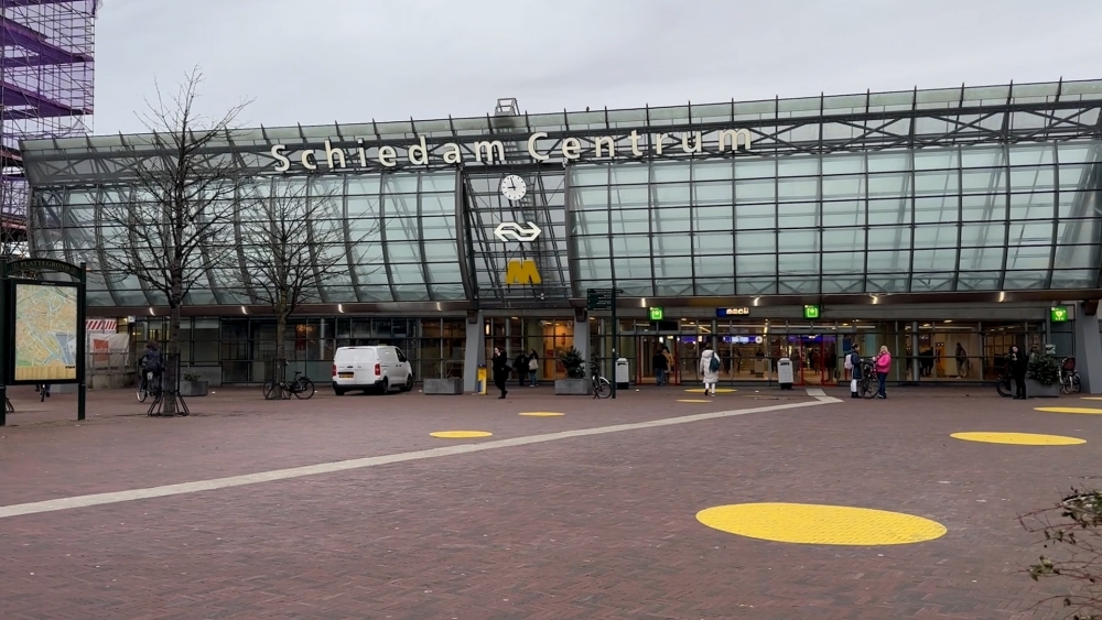 Handhavingsactie op Station Schiedam Centrum
