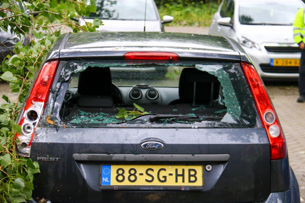 Ook in Schiedam schade door Poly, een van de zwaarste zomerstormen ooit