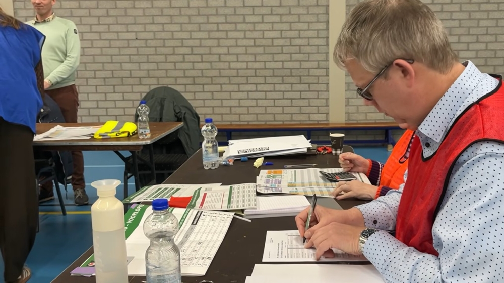 Ruime meerderheid Vlaardingse raad wil hertelling van de stemmen verkiezingen