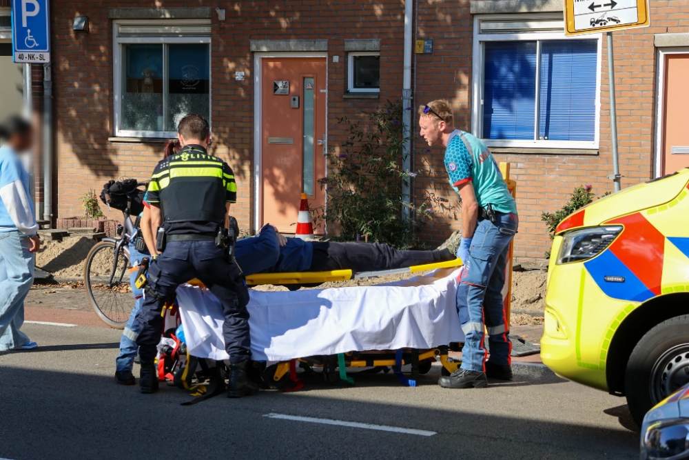 Man op speedpedelec buiten bewustzijn na harde val