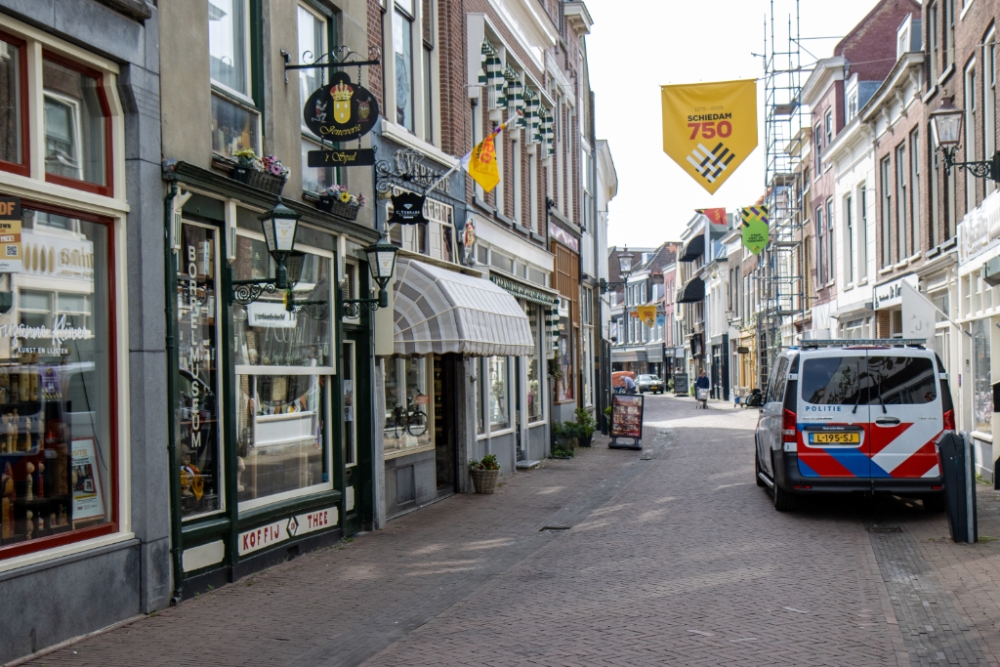 Juwelier Hoogstraat opnieuw doelwit: verdachte met mogelijk vuurwapen opgepakt