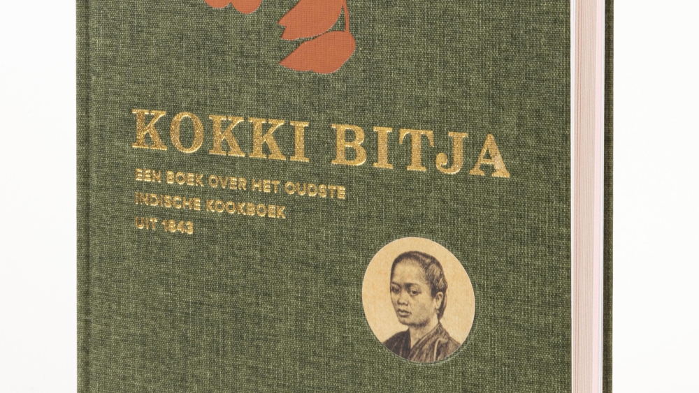 Gadogado zonder pinda’s: Schiedamse Marjolein lanceert eigen oerversie van kookboek