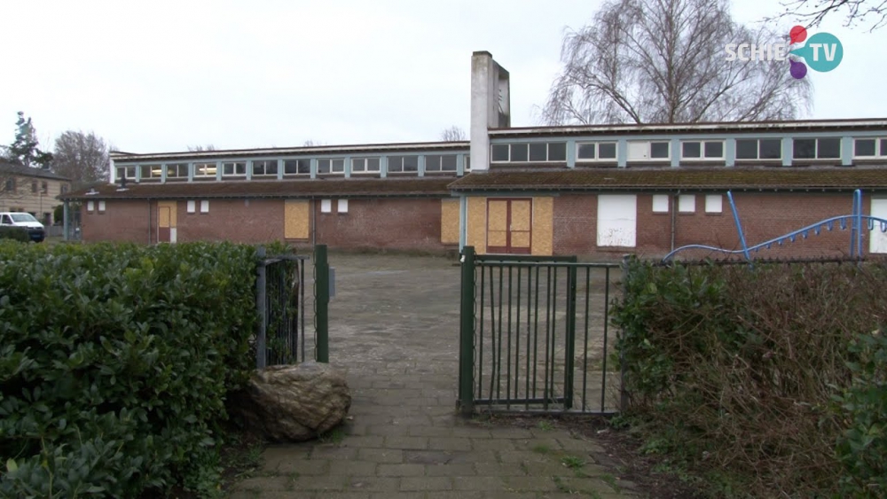 Bewoners stemmen in enquête tegen sloop Sint Martinusschool: &quot;Wij willen renovatie!&quot;