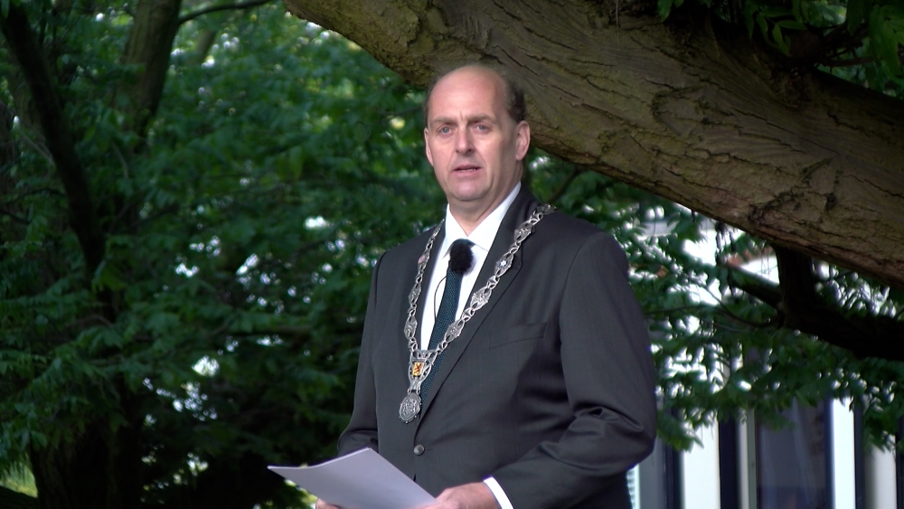 Honderd dagen Frederik Zevenbergen: dit vindt Vlaardingen van de nieuwe burgemeester
