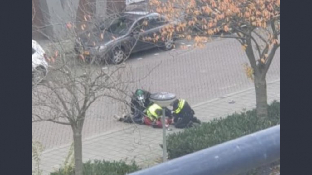 Politie overmeestert agressieve dronkaard