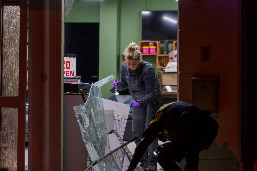 Zwangere vrouw vlucht haar huis uit na explosie