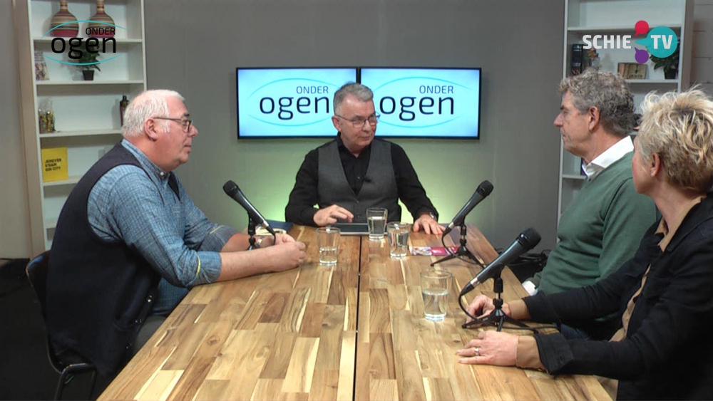 150-ste Onder Ogen met Stroomopwaarts, Frankeland en Soos Blauwhuis