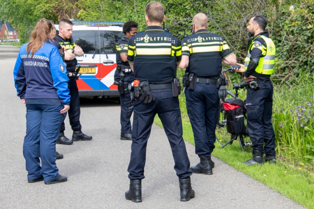 Handhaving en politie pakken fietsendief na achtervolging op op de Sportlaan