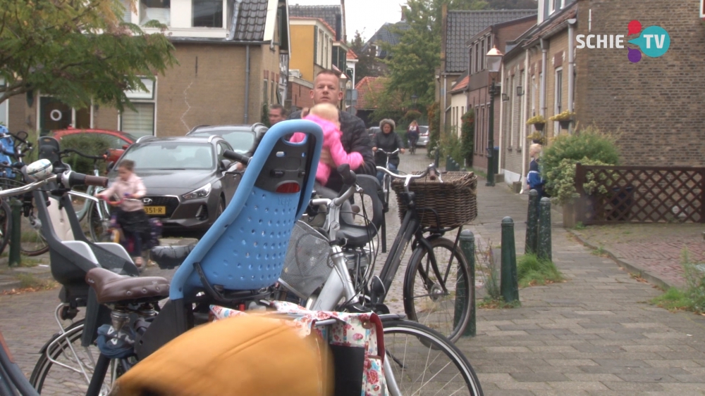 Aandacht voor verkeersveiligheid bij IKC Kethel: &#039;Sommige ouders rood van schaamte&#039;