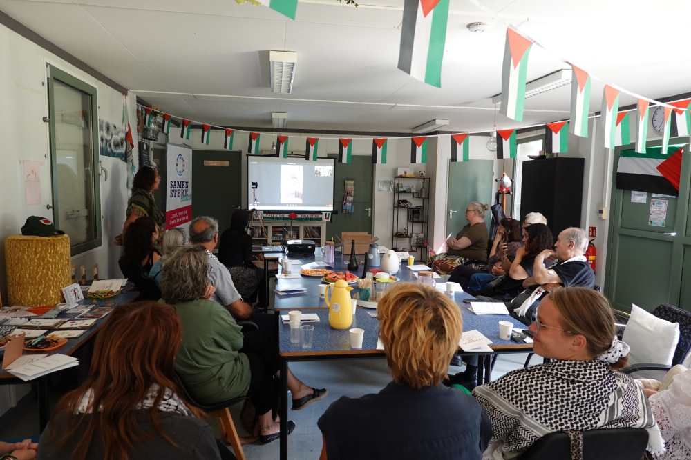 Palestijnse gedichten in Vlaardingen gepresenteerd: ‘Geboren uit pijn en dromen’