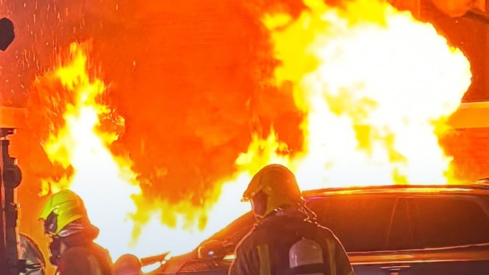 Politie houdt verdachte aan voor autobrand in Vlaardingen