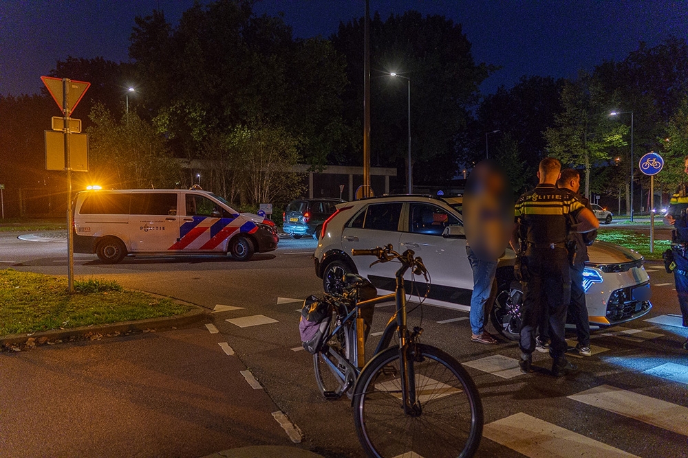 Fietser raakt gewond door aanrijding met taxi