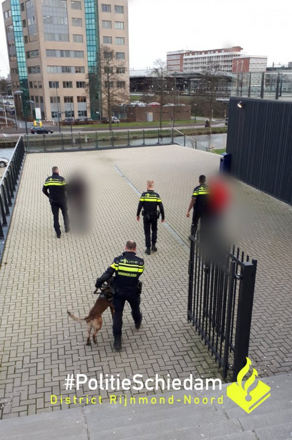 Drie (!) man op gestolen scooter veroorzaken aanrijding en rennen weg