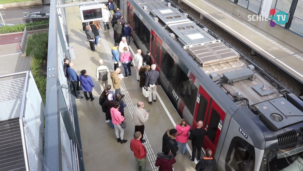 Hoekse Lijn rijdt eindelijk