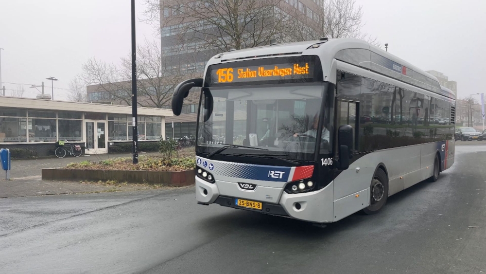 Minder bussen, hogere prijzen: zorgen over bezuinigingsplan openbaar vervoer