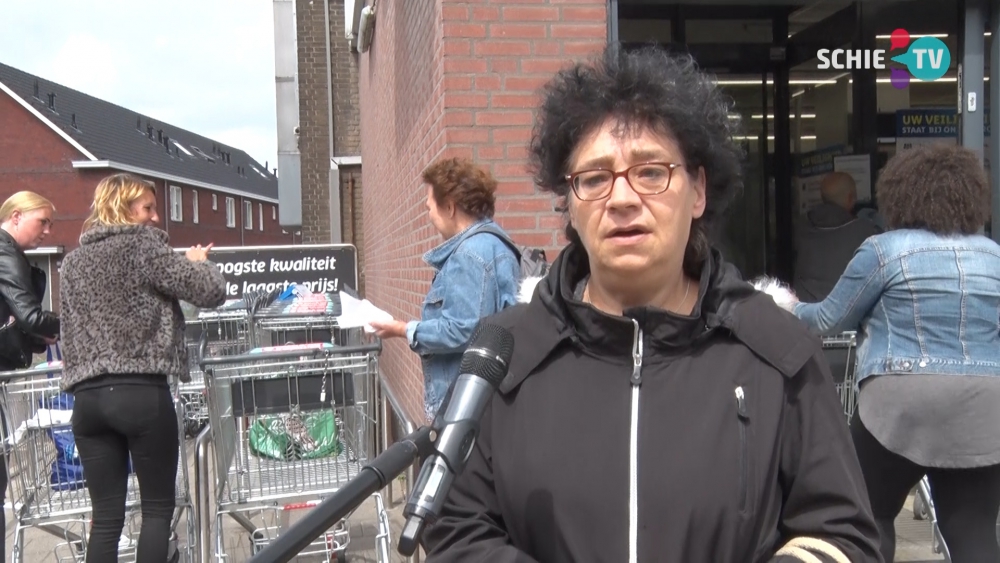 De Stem van Schiedam: Moeten BOA&#039;s een wapenstok krijgen?