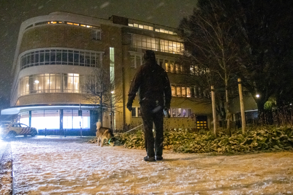 Beetje sneeuw in Schiedam: code geel voor gladheid