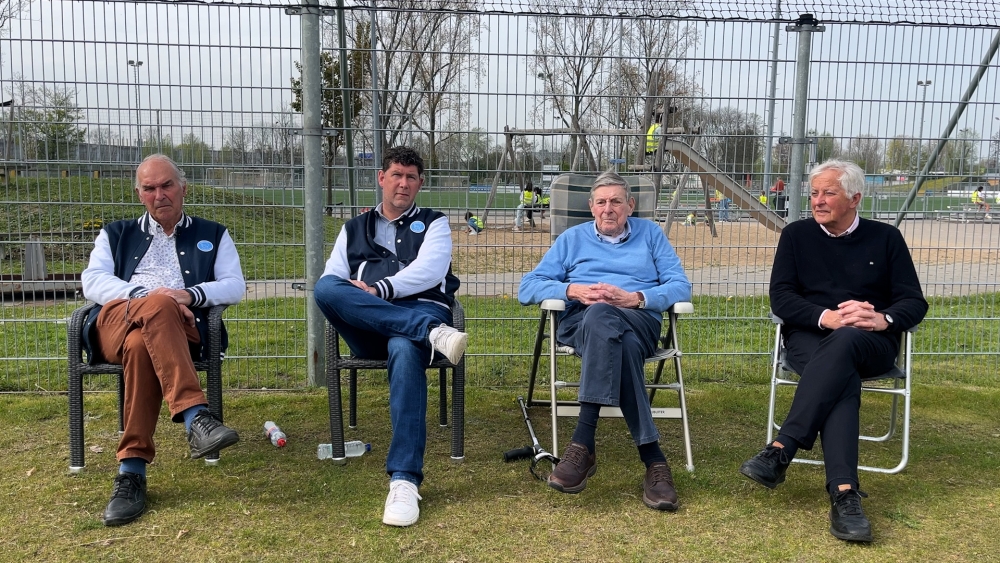 Ereleden halen herinneringen op aan overleden vriend John Beijer (79): ‘Stoel blijft leeg’