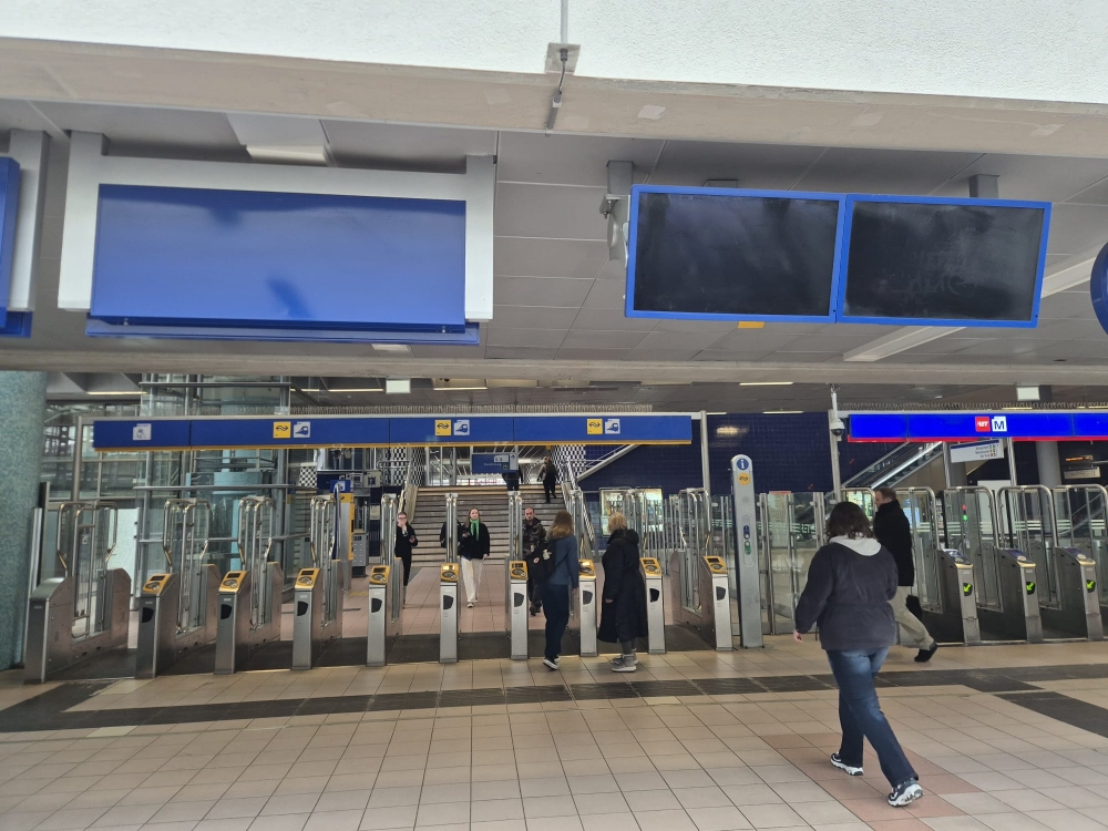 Stroomstoring in Schiedam: 900 klanten getroffen, waaronder DSW en treinstation