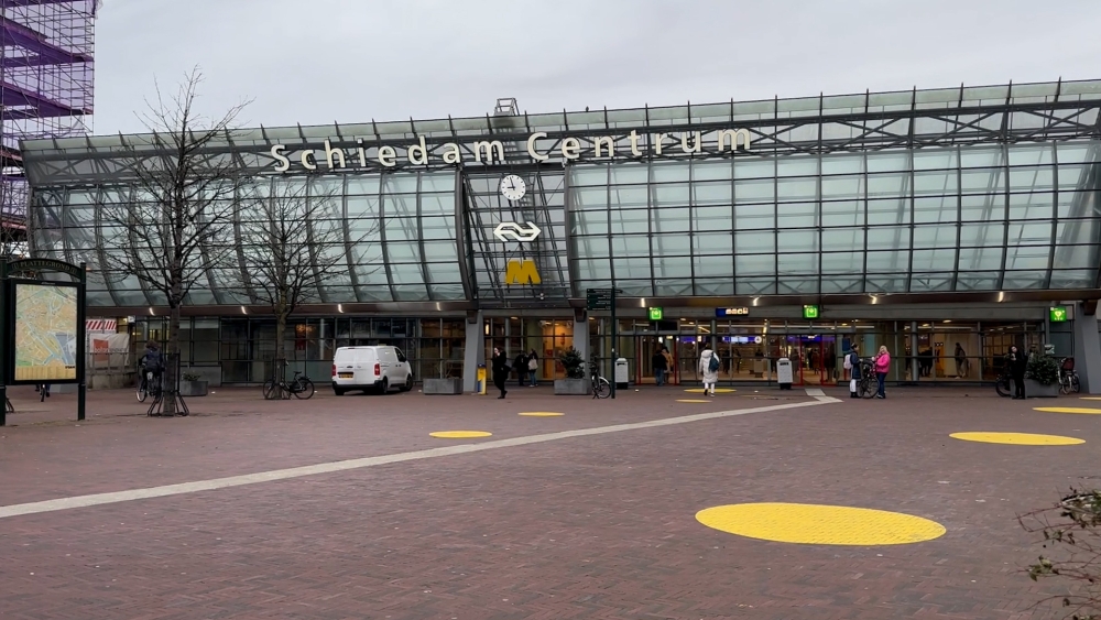 Tóch minder intercity’s op Station Schiedam Centrum: ‘we zijn gewoon boos’