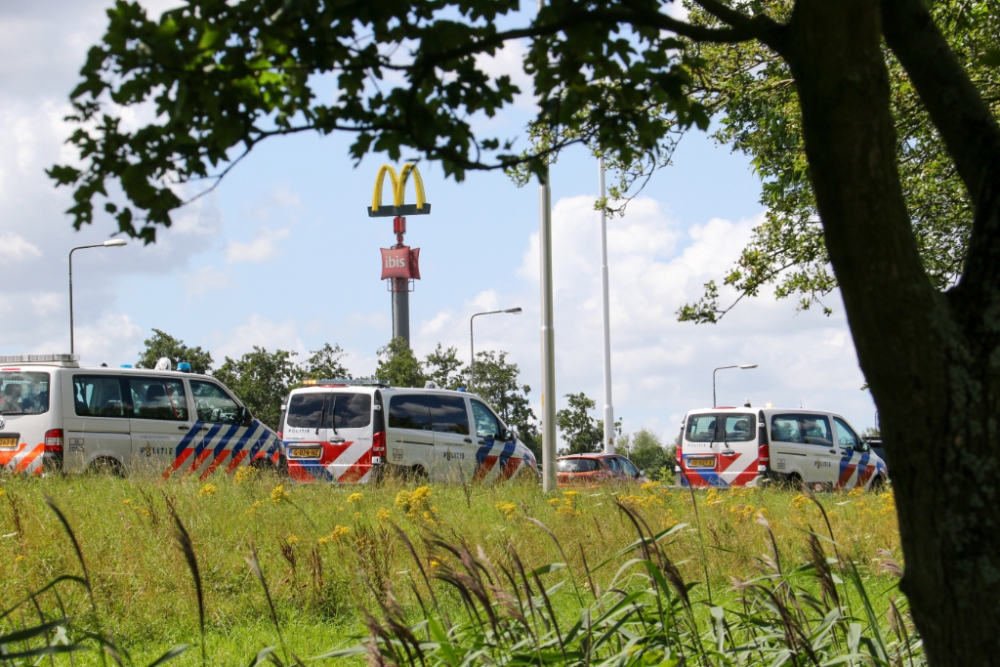 Vrouw gewond bij aanrijding op de A20