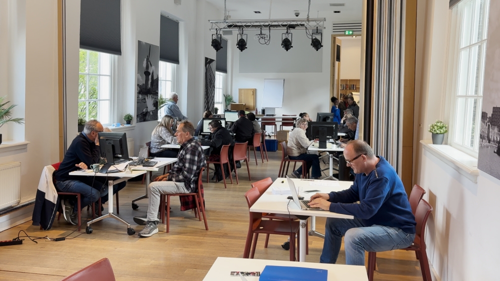 Belastingaangifte voor sommigen lastig: 'Ooit geleerd, maar nu weet ik het niet meer'