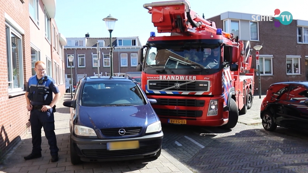 Hulpdiensten controleren in de wijken: er blijken veel plekken in Schiedam lastig bereikbaar te zijn