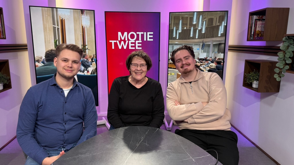 Motie Twee: salamipolitiek, lijstdouwers en motie van wantrouwen