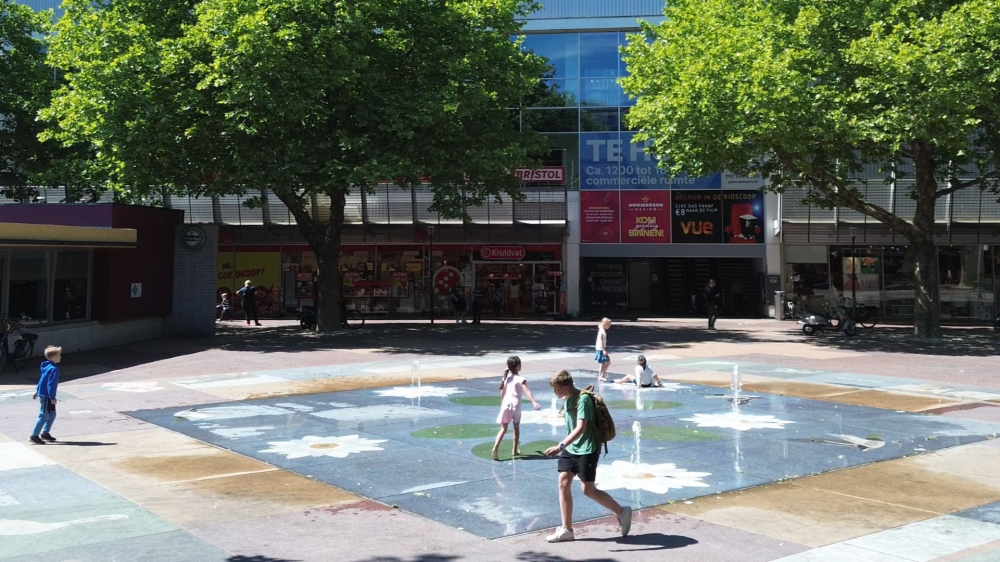 Fontein op het Veerplein in Vlaardingen staat uit vanwege slechte waterkwaliteit