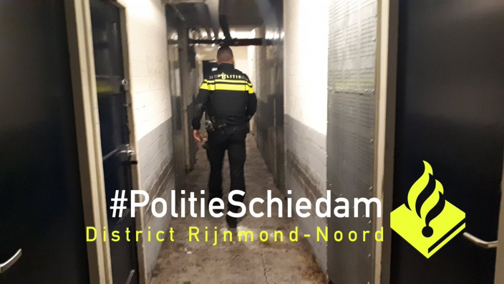 Politie controleert kelderboxen in Nieuwland op overlastgevende jongeren